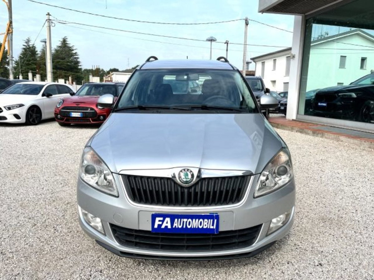 Skoda Roomster TSI 86CV Style (3)