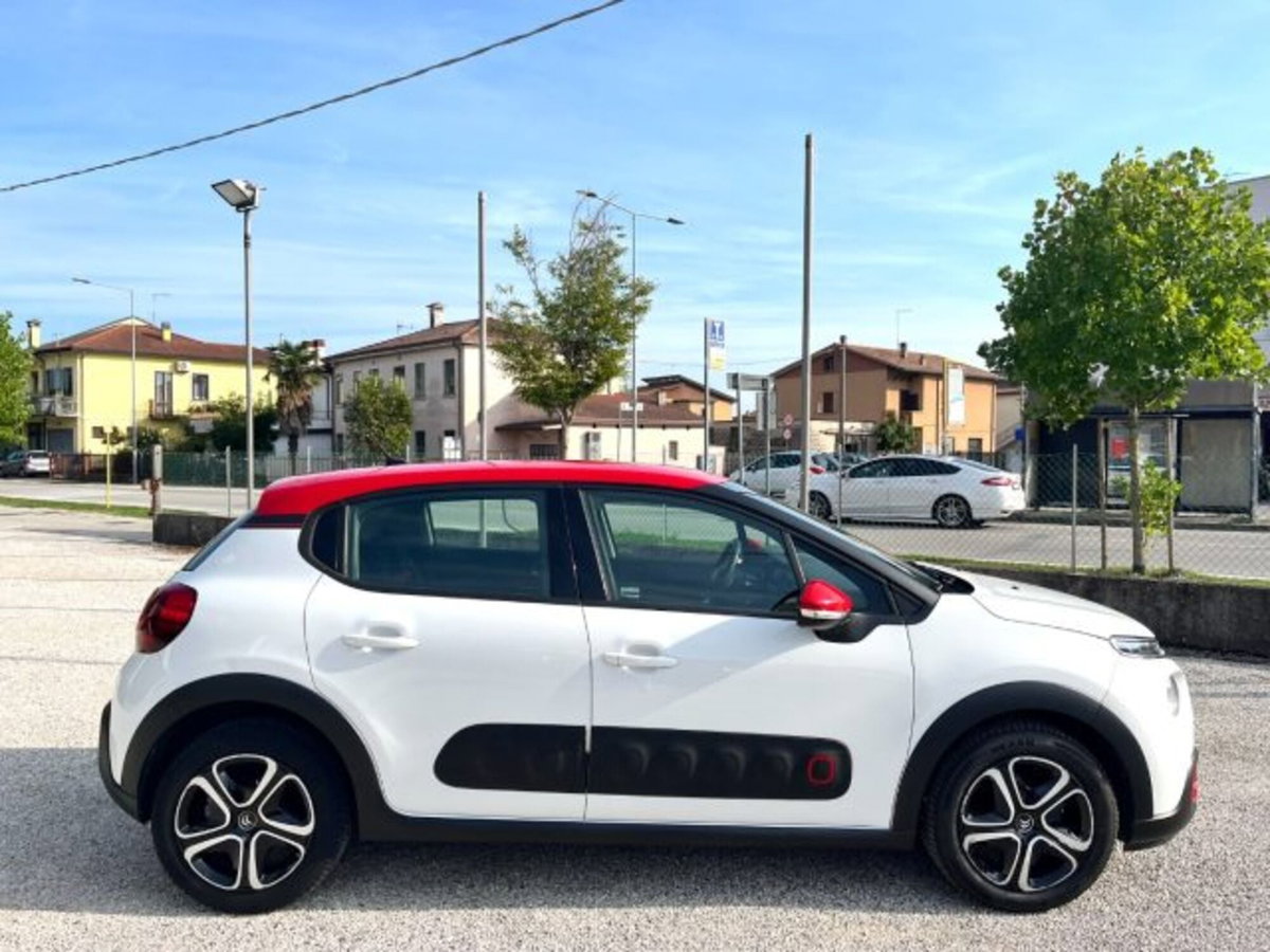 Citroen C3 PureTech 82 GPL Shine (14)