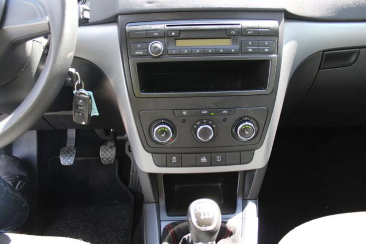 Skoda Yeti 2.0 TDI CR 110CV Ambition Fresh (12)