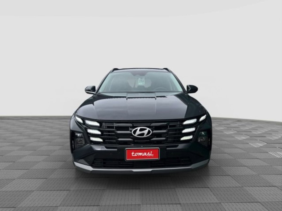 Hyundai Tucson 1.6 crdi 48V Business 2wd dct (8)