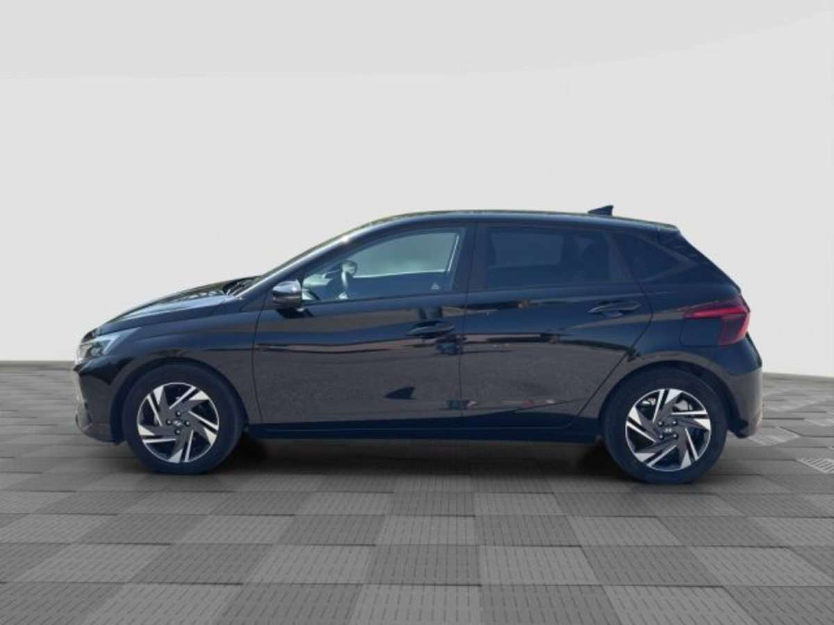 Hyundai i20 1.2 mpi Connectline mt (2)