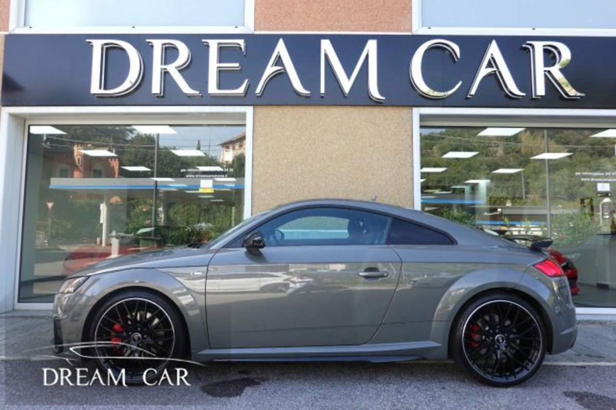 Audi TT Coupé Coupe 45 2.0 tfsi quattro s-tronic (2)