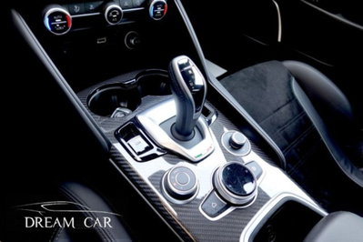Alfa Romeo Giulia 2.9 T V6 AT8 Quadrifoglio (14)