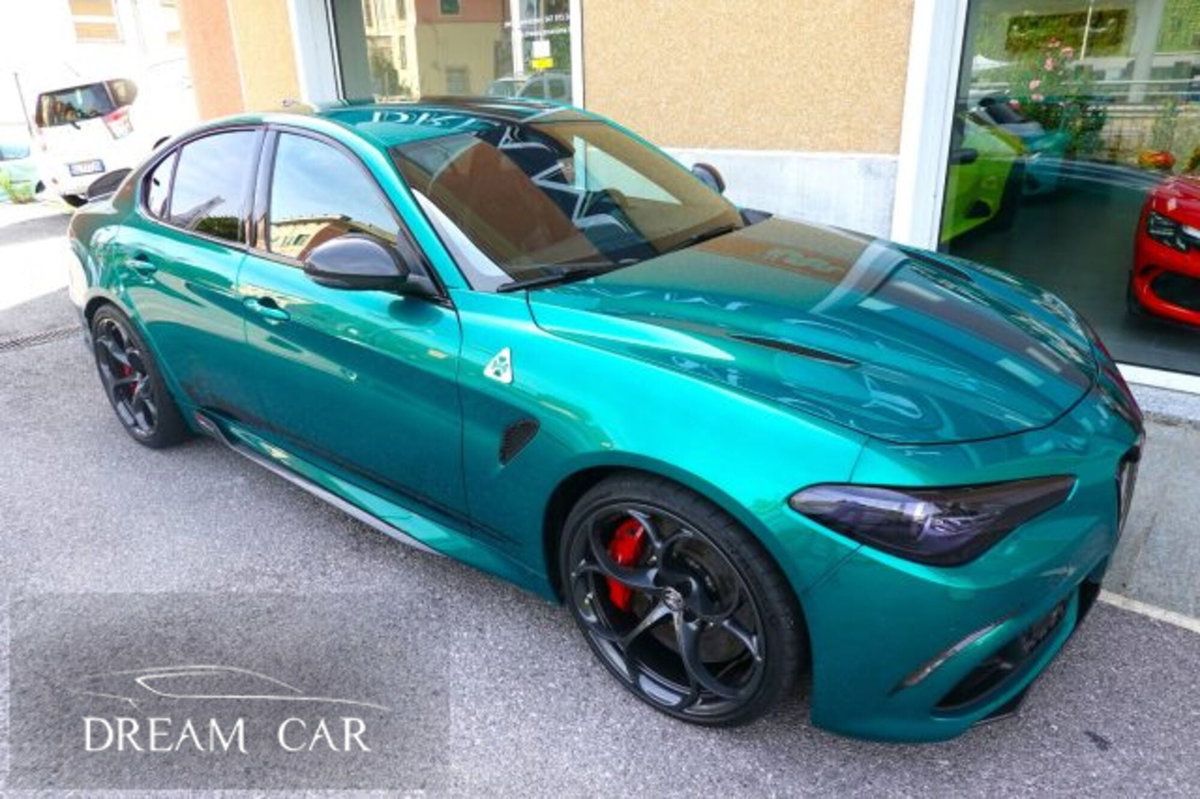 Alfa Romeo Giulia 2.9 T V6 AT8 Quadrifoglio (7)