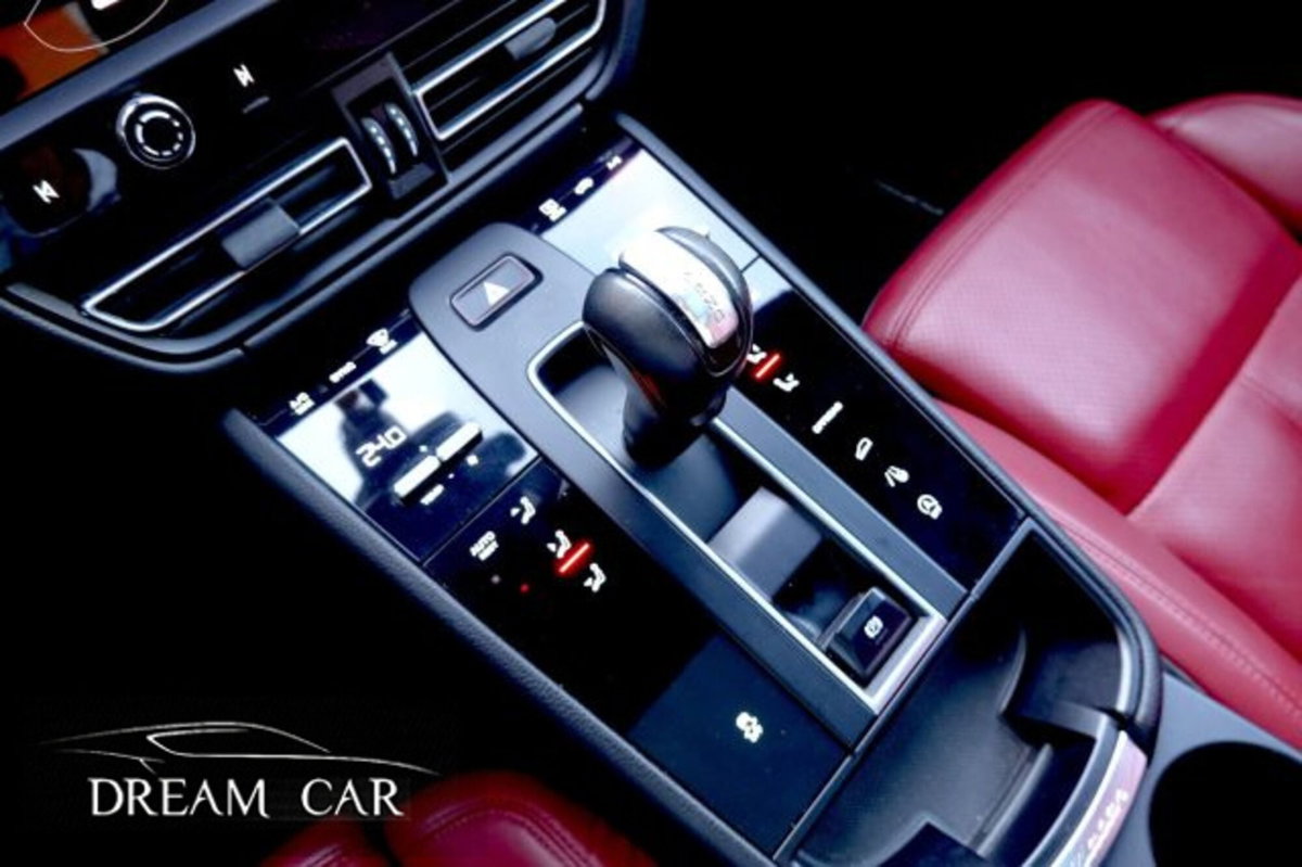 Porsche Macan 2.0 265cv pdk (18)