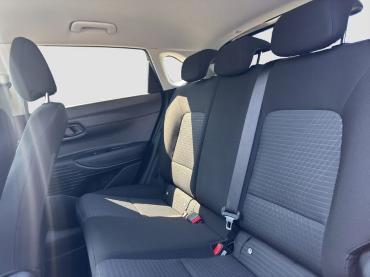 Hyundai i20 1.2 mpi Connectline mt (10)