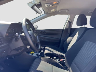 Hyundai i20 1.2 mpi Connectline mt (9)