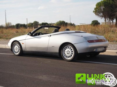 Alfa Romeo Spider 2.0i 16V Twin Spark cat (18)