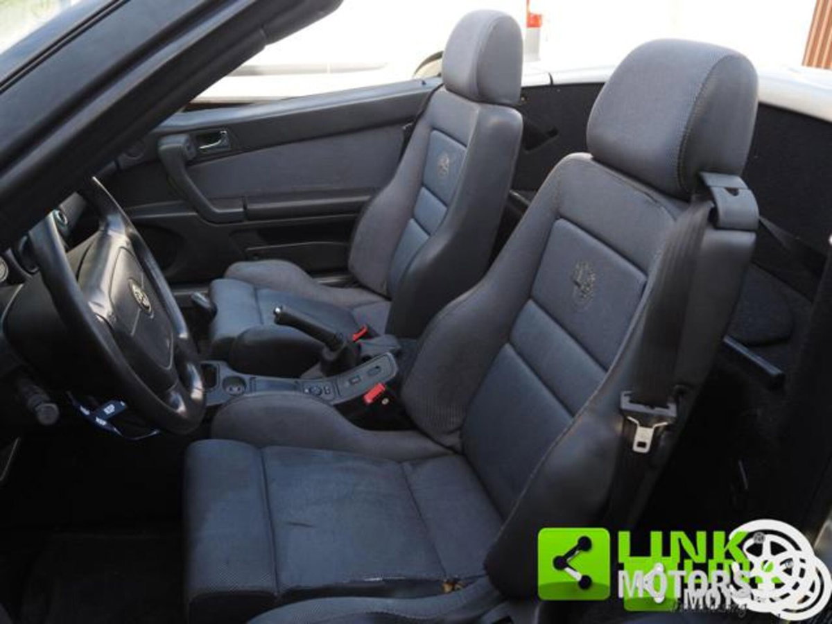 Alfa Romeo Spider 2.0i 16V Twin Spark cat (5)