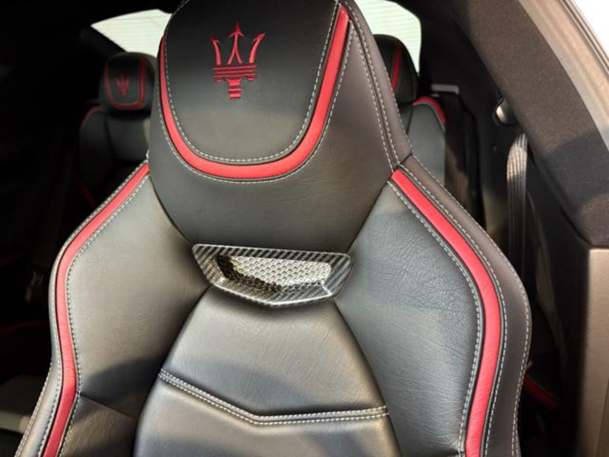 Maserati Granturismo GranTurismo 4.7 V8 MC Centenario (12)