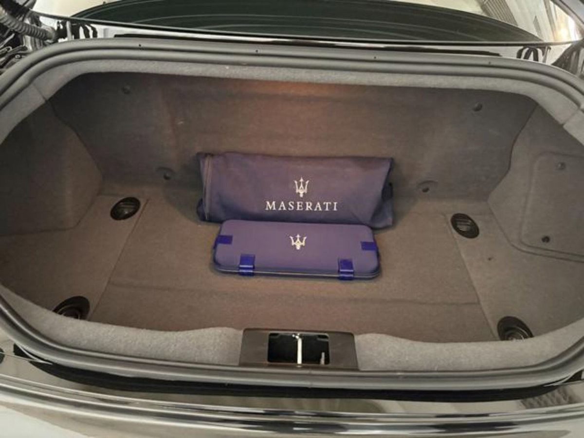 Maserati Granturismo GranTurismo 4.7 V8 MC Centenario (17)