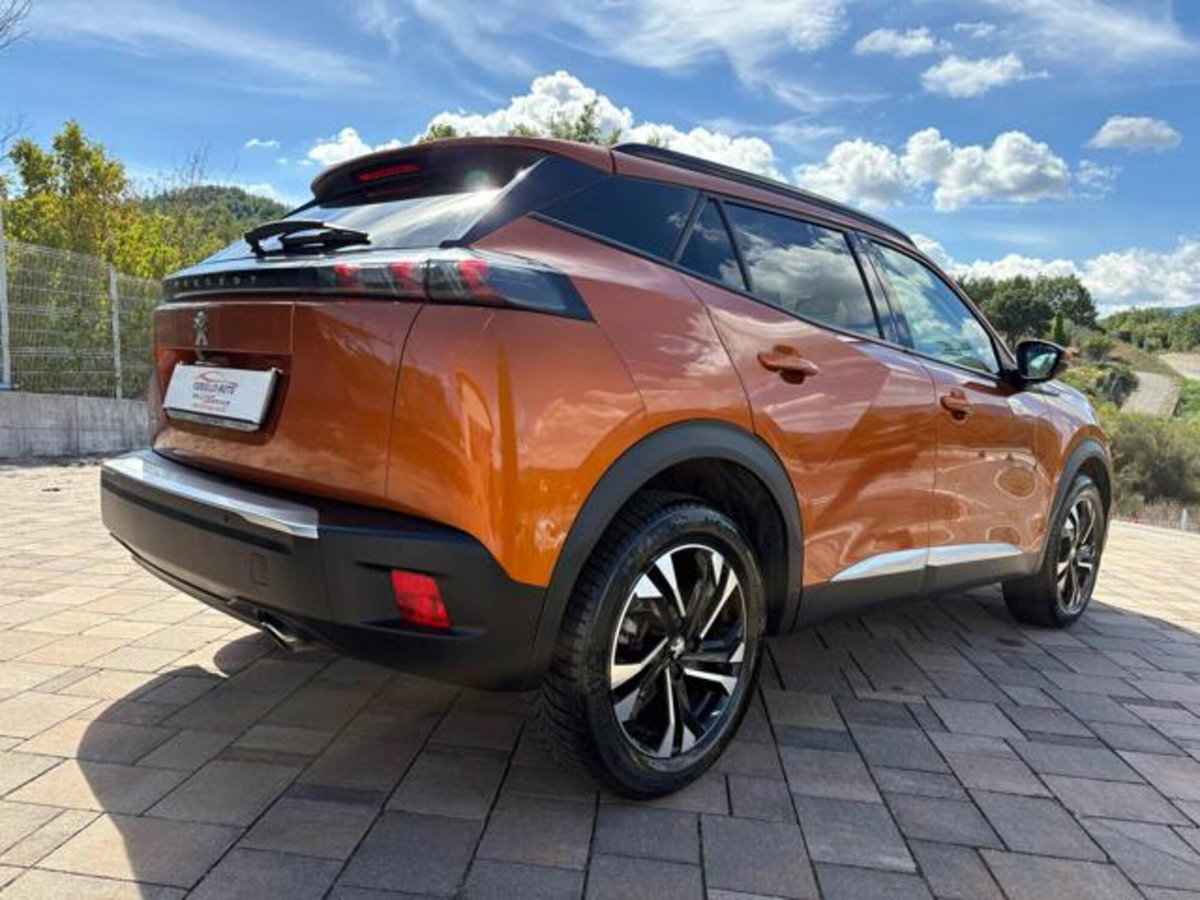 Peugeot 2008 BlueHDi 130 S&S EAT8 Allure Pack (3)