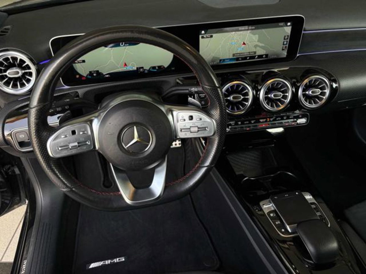 Mercedes-Benz Classe A Sedan 180 d Automatic 4p. Premium (10)