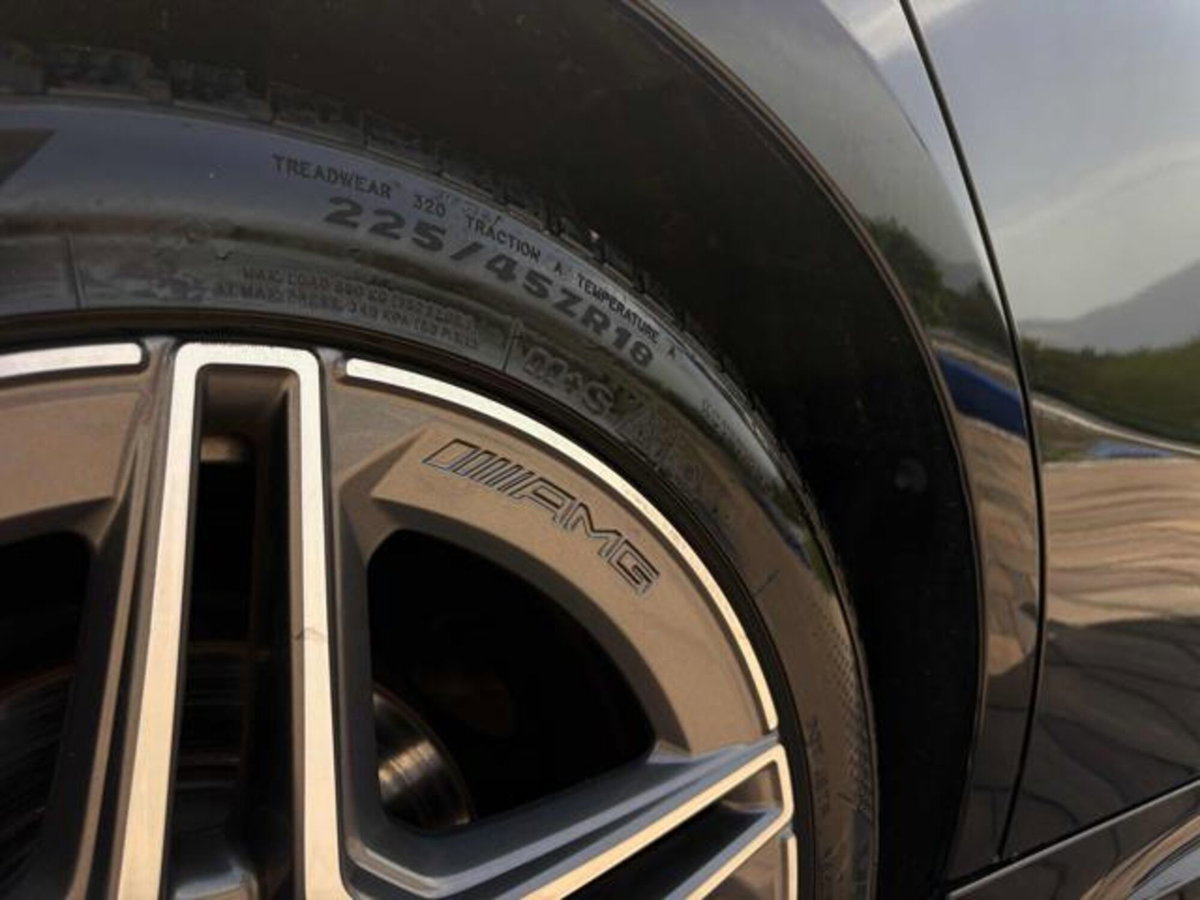 Mercedes-Benz Classe A Sedan 180 d Automatic 4p. Premium (18)