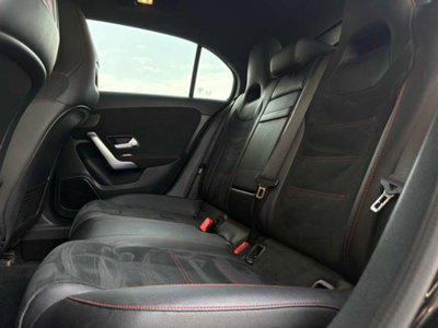 Mercedes-Benz Classe A Sedan 180 d Automatic 4p. Premium (19)