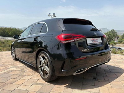 Mercedes-Benz Classe A Sedan 180 d Automatic 4p. Premium (4)