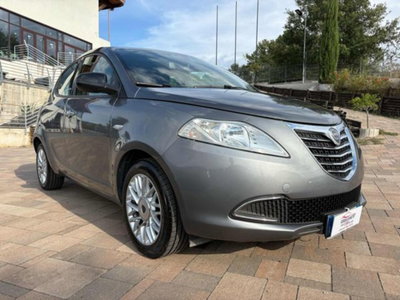 Lancia Ypsilon 1.2 69 CV 5 porte GPL Ecochic Platinum (2)