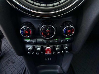 MINI Mini 1.5 Cooper D Hype 5 porte (17)