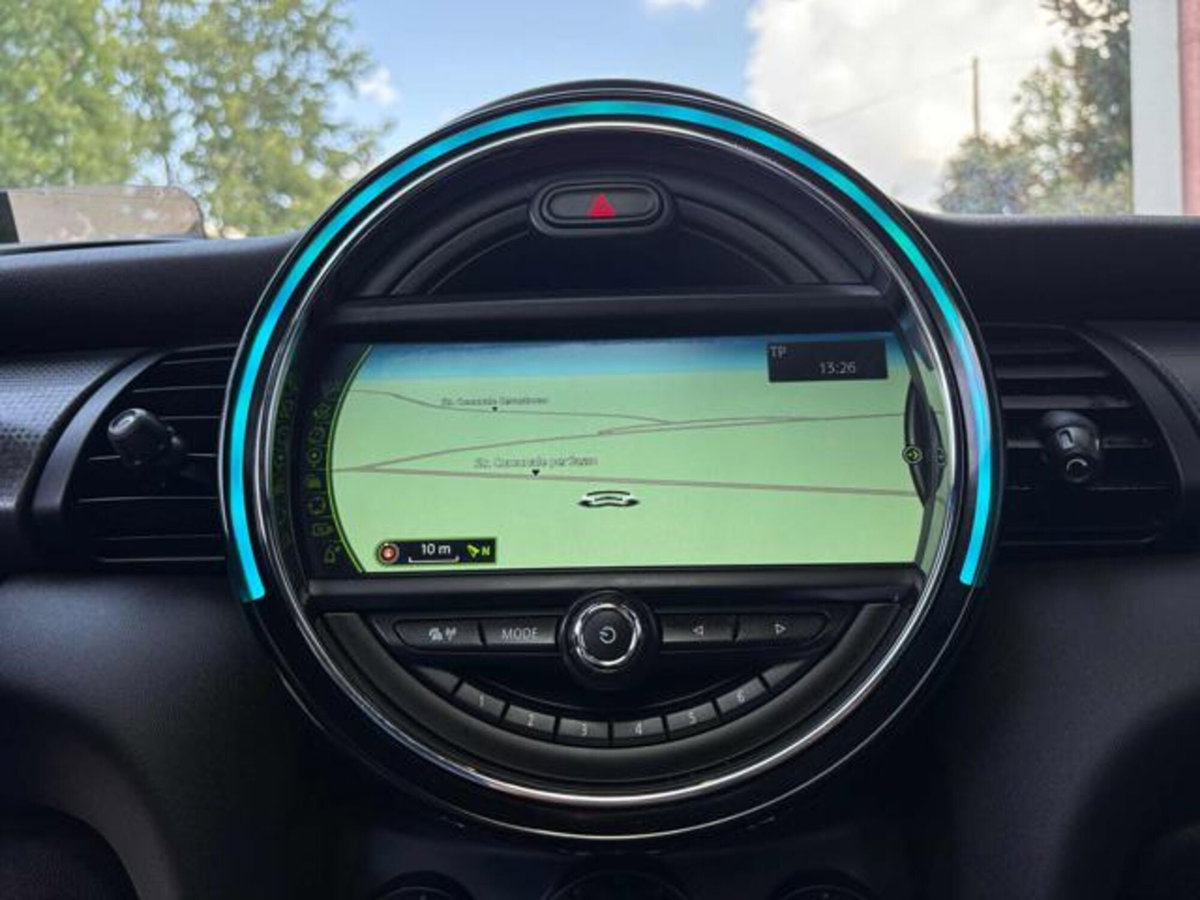 MINI Mini 1.5 Cooper D Hype 5 porte (19)