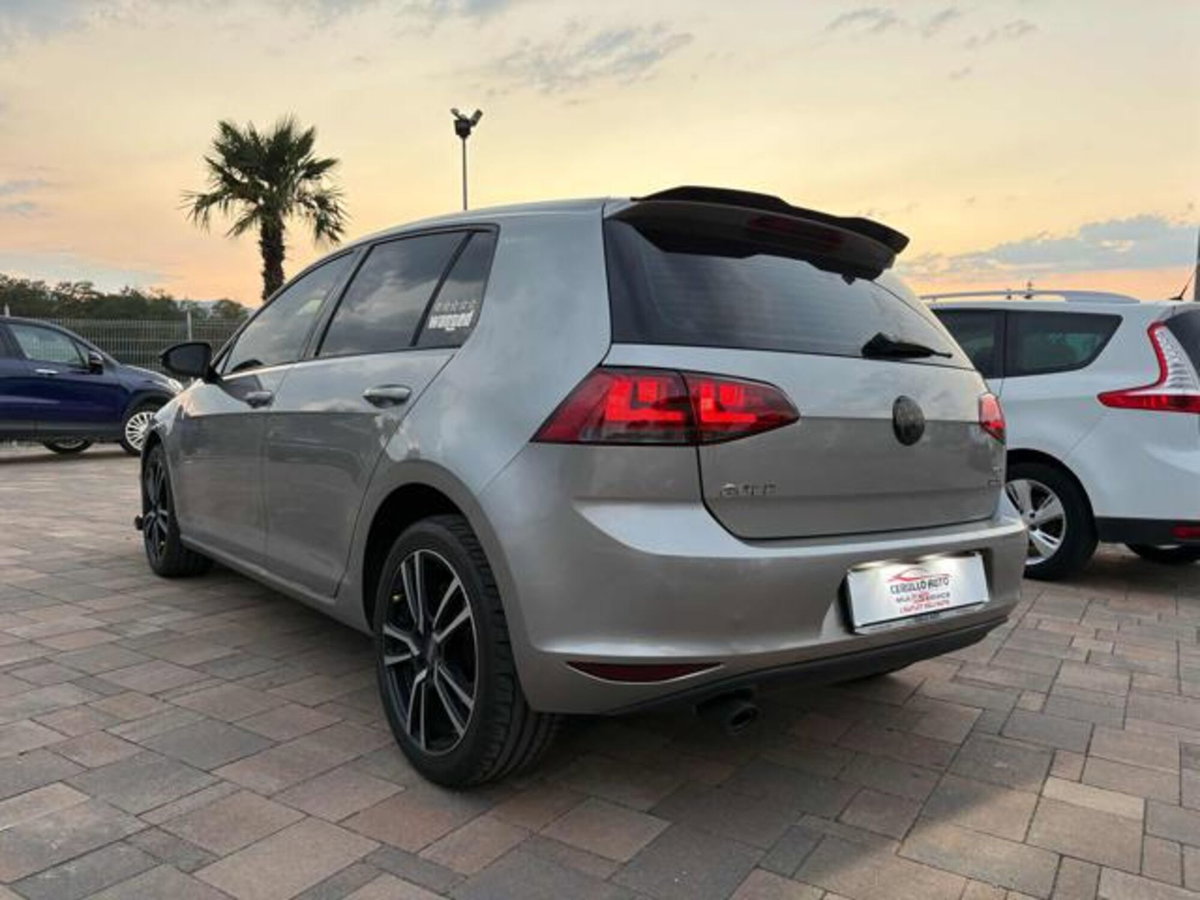 Volkswagen Golf 1.6 TDI DPF 5p. Trendline (5)