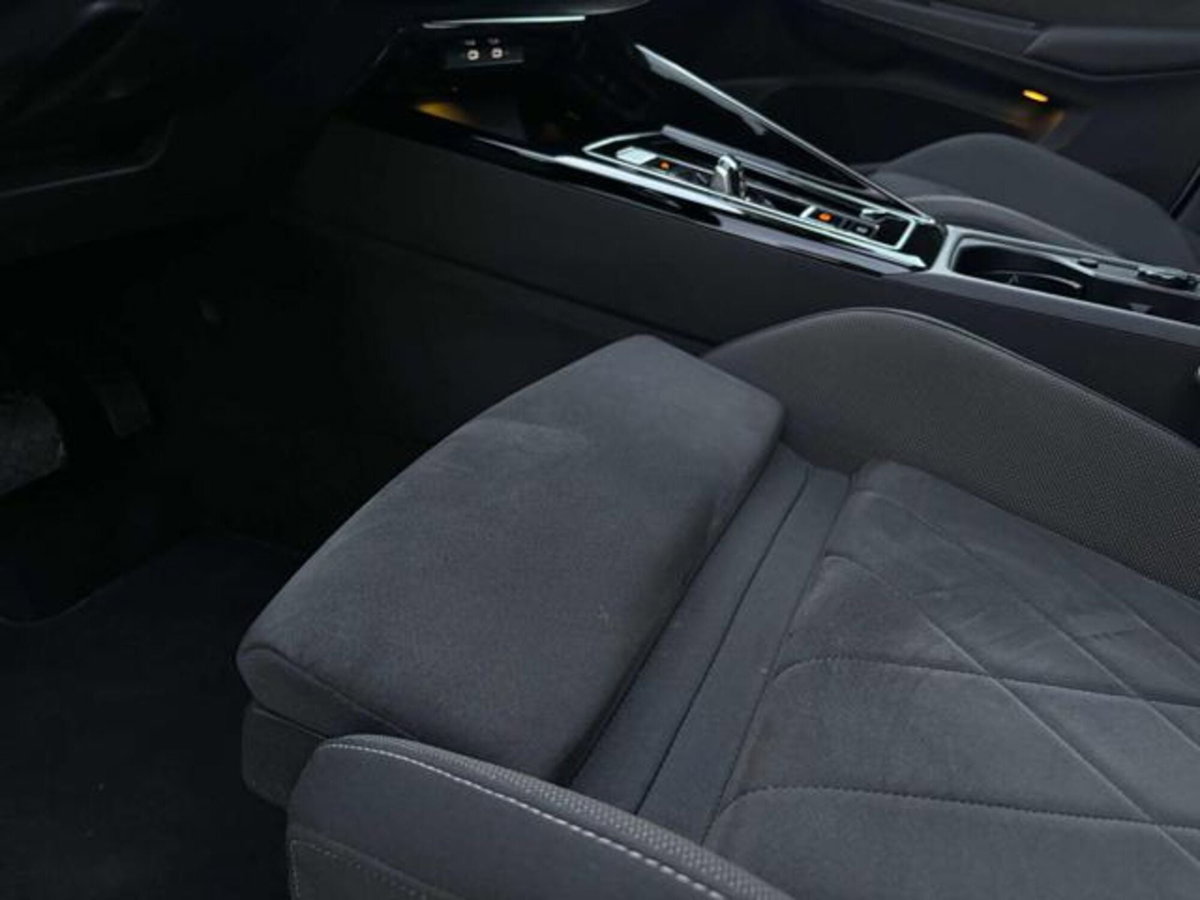Volkswagen Golf Variant 2.0 TDI SCR DSG Style (16)