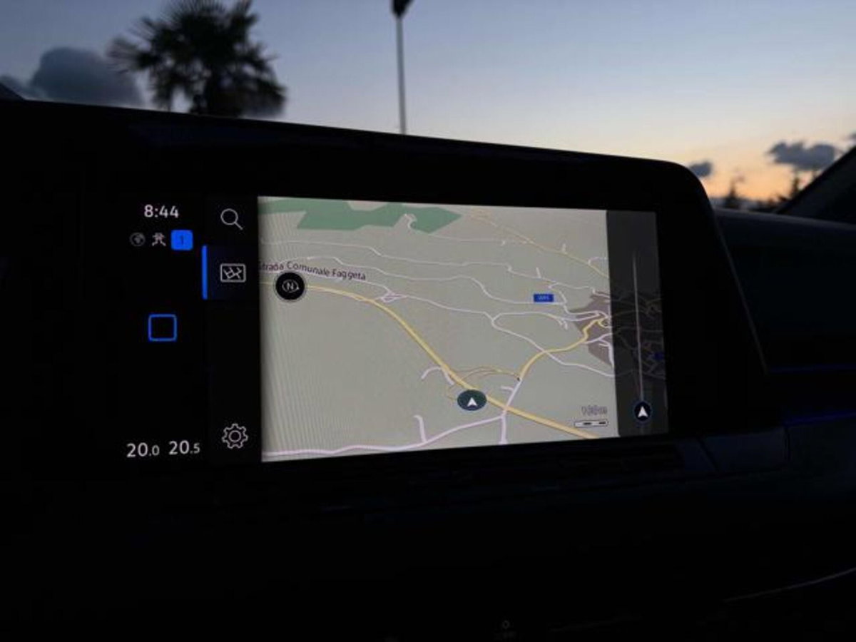 Volkswagen Golf Variant 2.0 TDI SCR DSG Style (18)