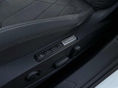 Volkswagen Golf Variant 2.0 TDI SCR DSG Style (9)
