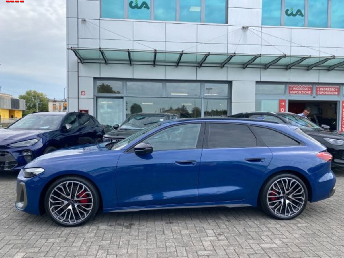 Audi A5 Avant 2.0 tfsi S line edition quattro 204cv s-tronic (4)