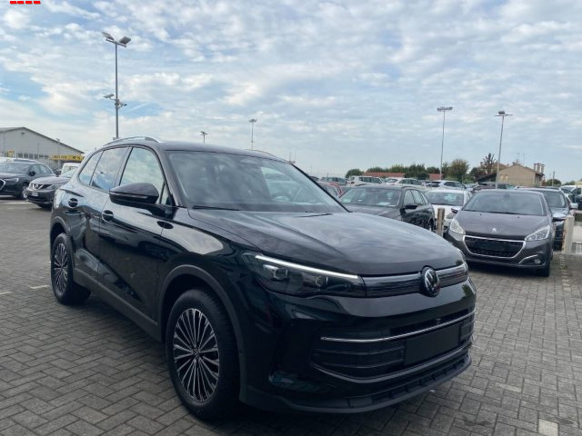 Volkswagen Tiguan Allspace 2.0 tdi Elegance 150cv dsg (8)