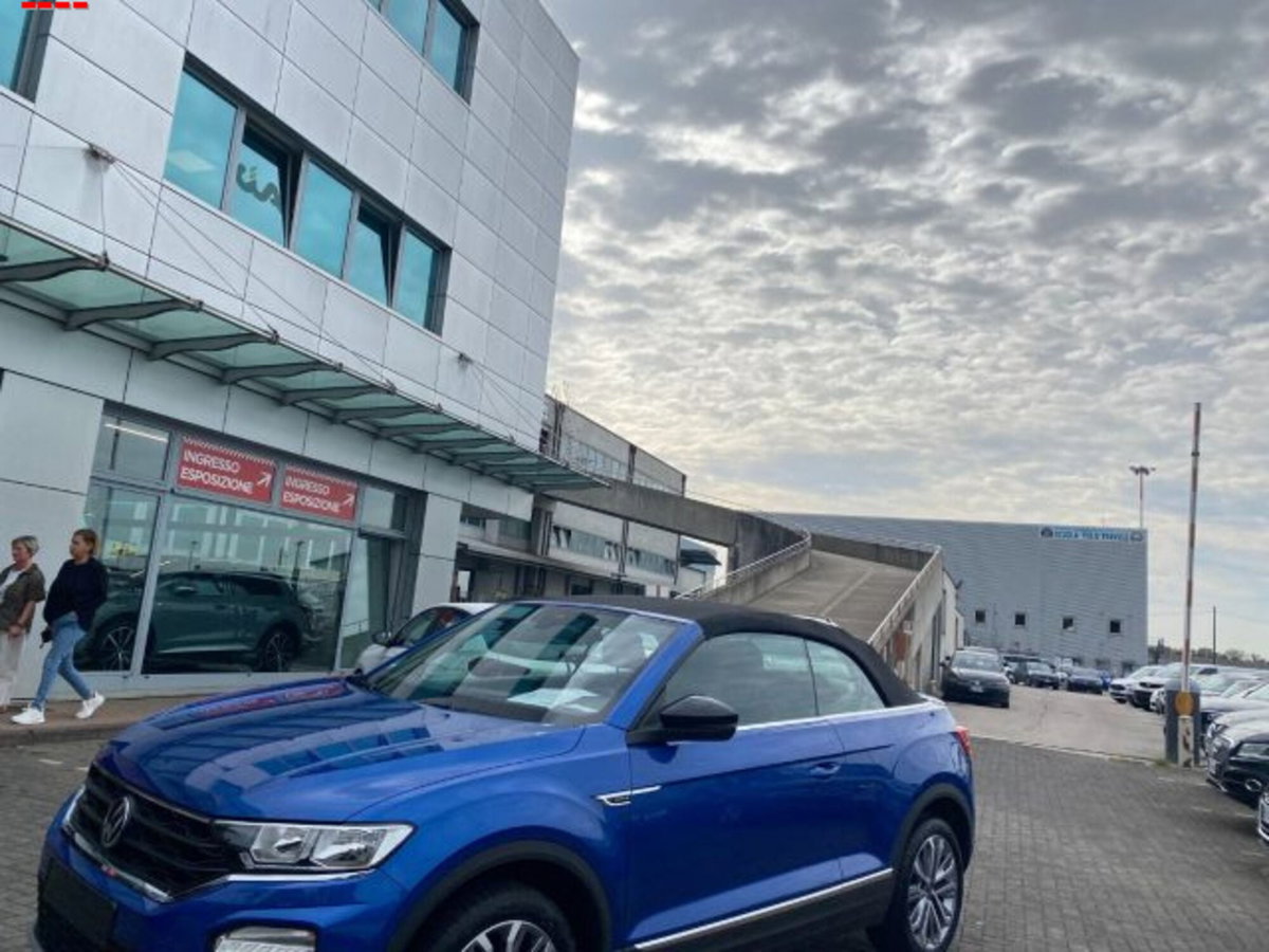 Volkswagen T-Roc Cabrio 1.5 TSI ACT R-Line (2)