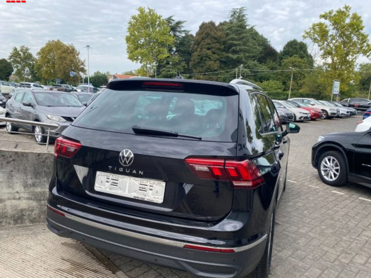 Volkswagen Tiguan 1.5 TSI 150 CV ACT Life (4)