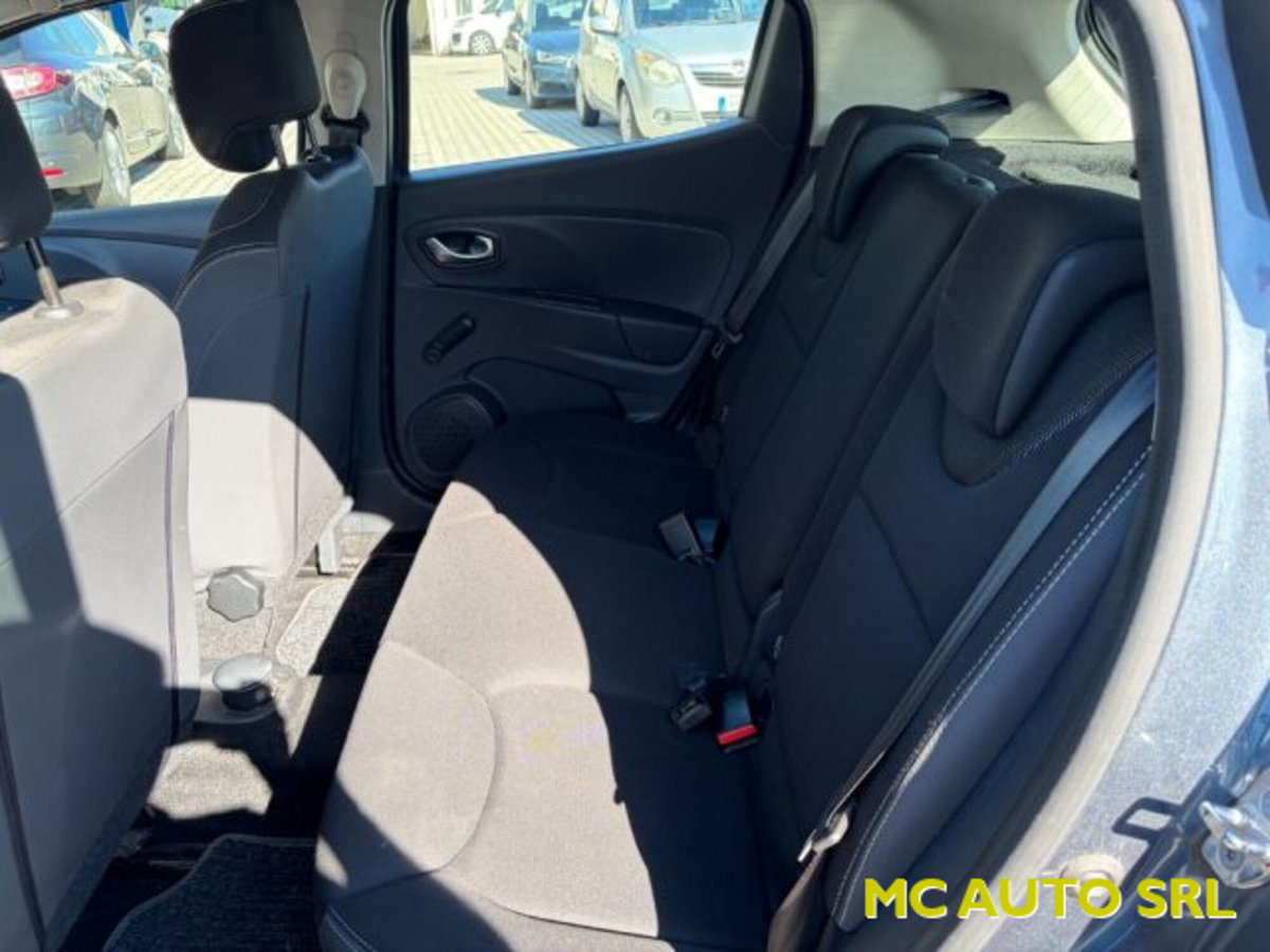Renault Clio 1.2 75CV 5 porte Life (8)