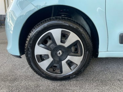 Renault Twingo 1.0 SCe Live (15)