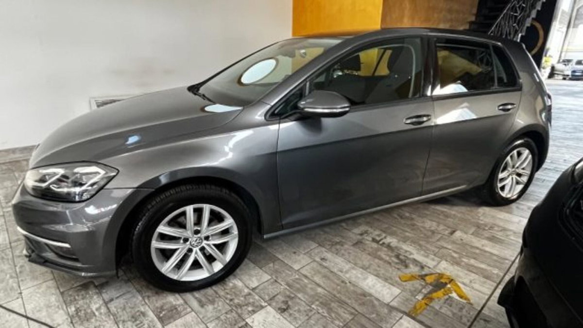 Volkswagen Golf 2.0 TDI DSG 5p. Business BlueMotion Technology