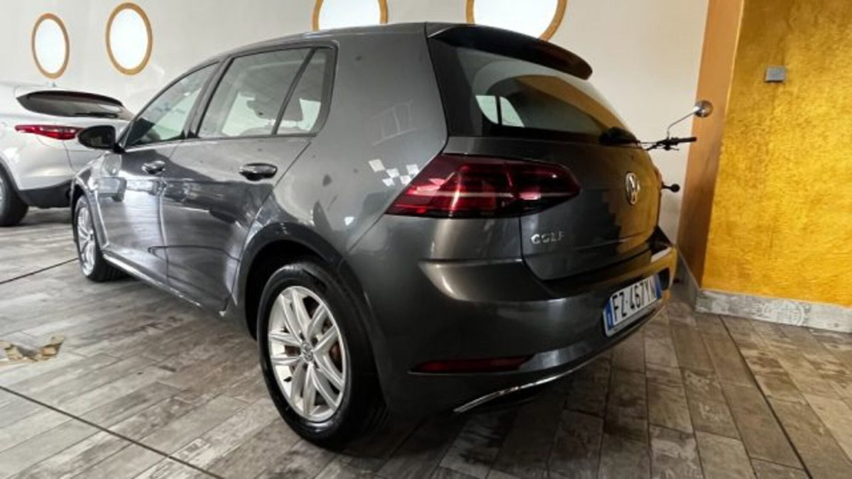 Volkswagen Golf 2.0 TDI DSG 5p. Business BlueMotion Technology (4)