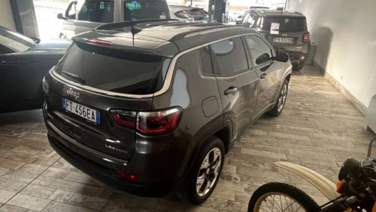 Jeep Compass 2.0 Multijet II aut. 4WD Limited (5)