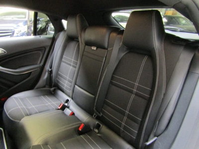 Mercedes-Benz CLA Shooting Brake 180 d Automatic Sport (12)