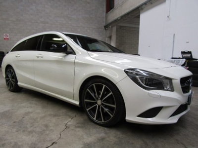 Mercedes-Benz CLA Shooting Brake 180 d Automatic Sport (3)