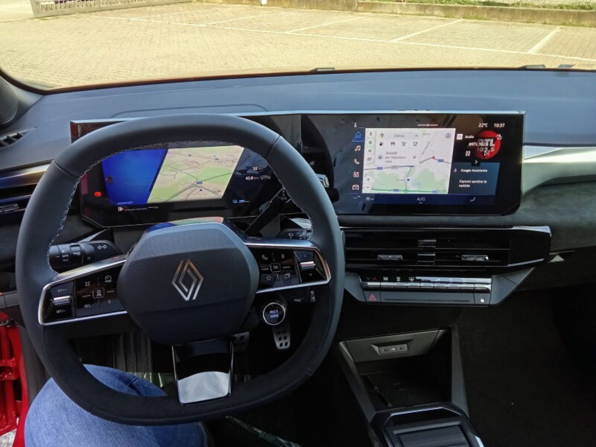 Renault Clio 1.8 full hybrid Esprit Alpine 160cv auto (17)