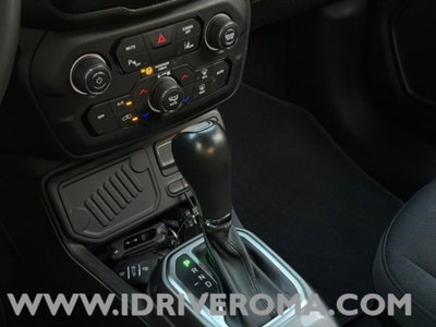 Jeep Renegade 1.3 T4 DDCT Limited (15)