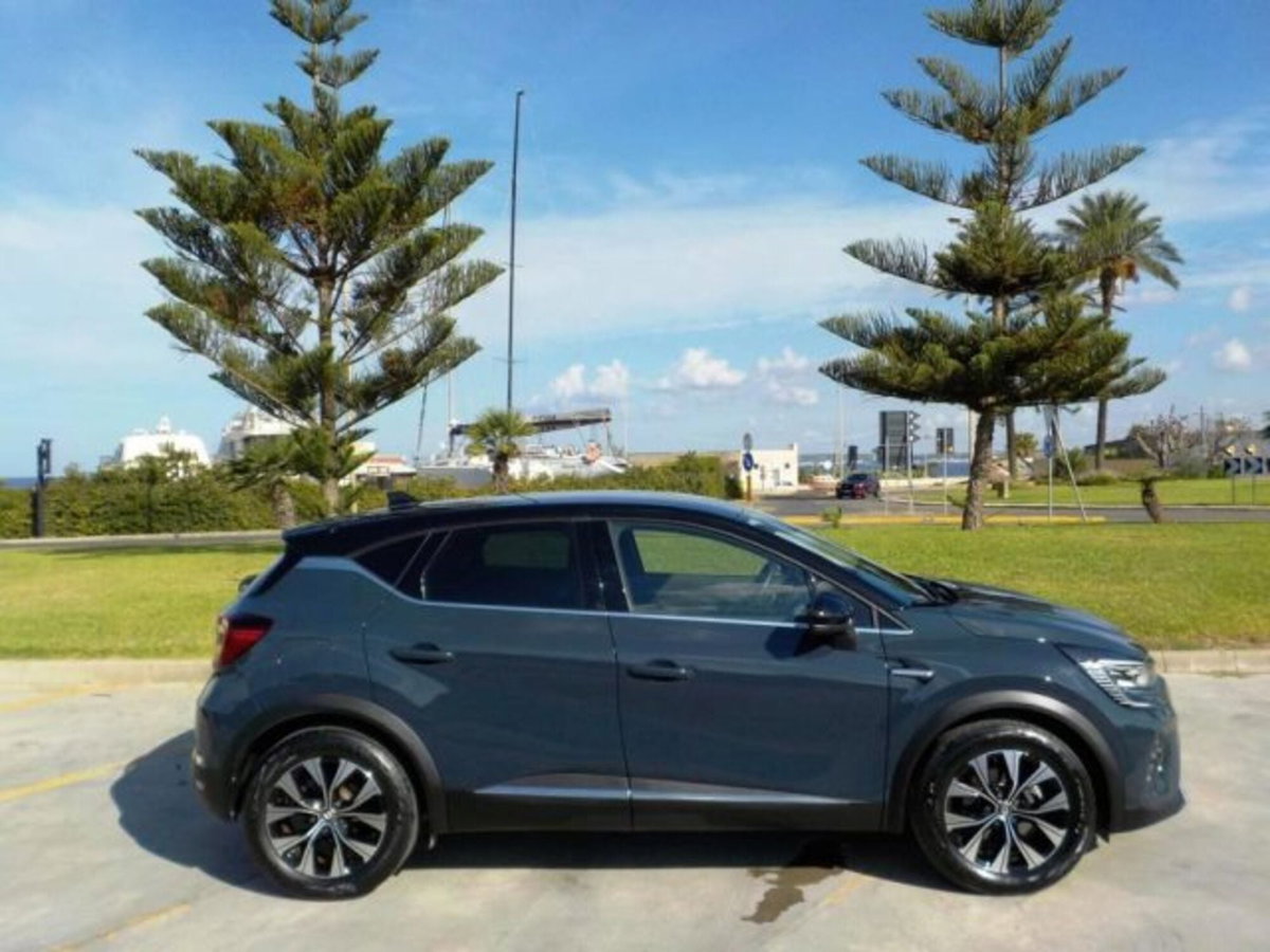 Renault Captur Full Hybrid E-Tech 145 CV Techno (4)