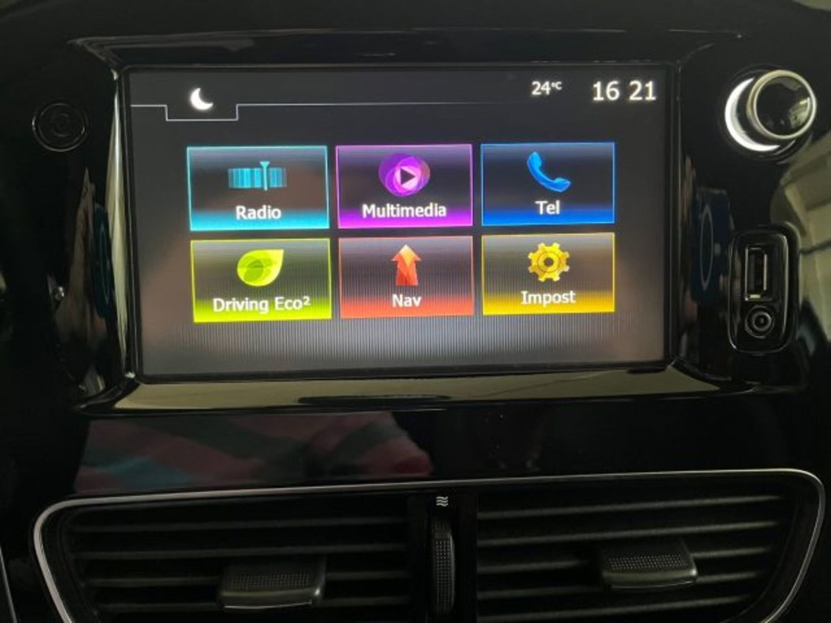 Renault Clio Sporter TCe 12V 90CV Start&Stop Energy Zen (9)