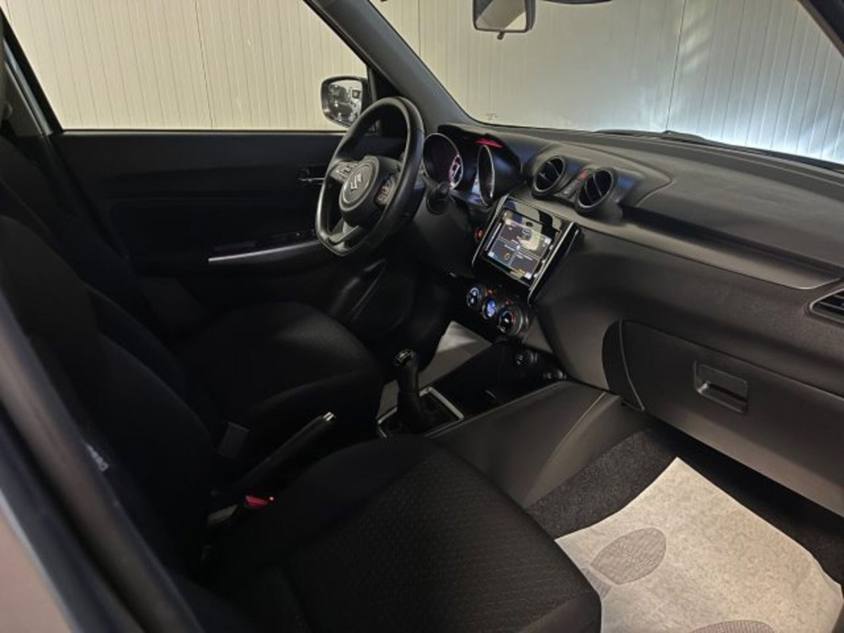 Suzuki Swift 1.2h Top 4wd allgrip (20)