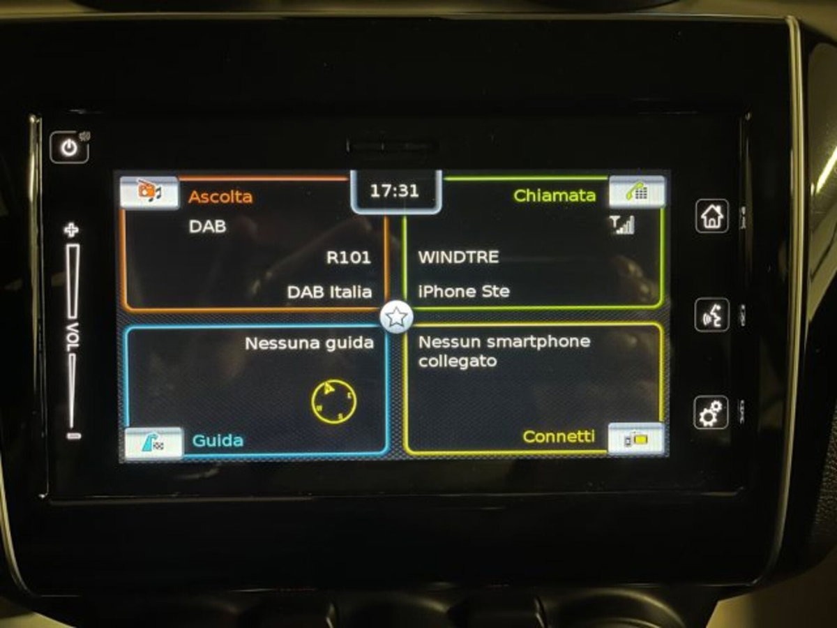 Suzuki Swift 1.2h Top 4wd allgrip (9)