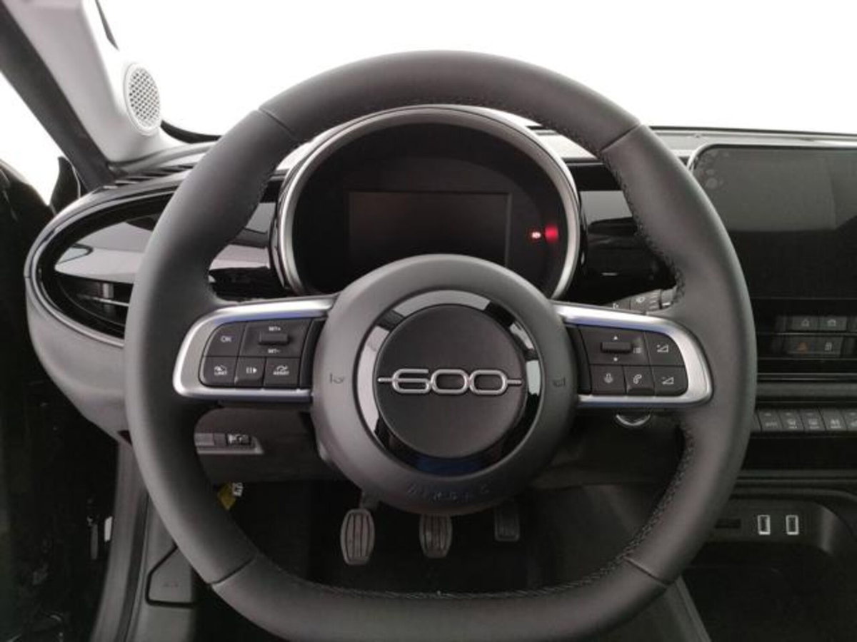 Fiat 600 1.2 Icon 100cv (8)