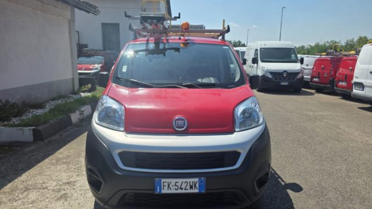 Fiat Fiorino 1.3 MJT 95CV Combi Semi Adventure (5)