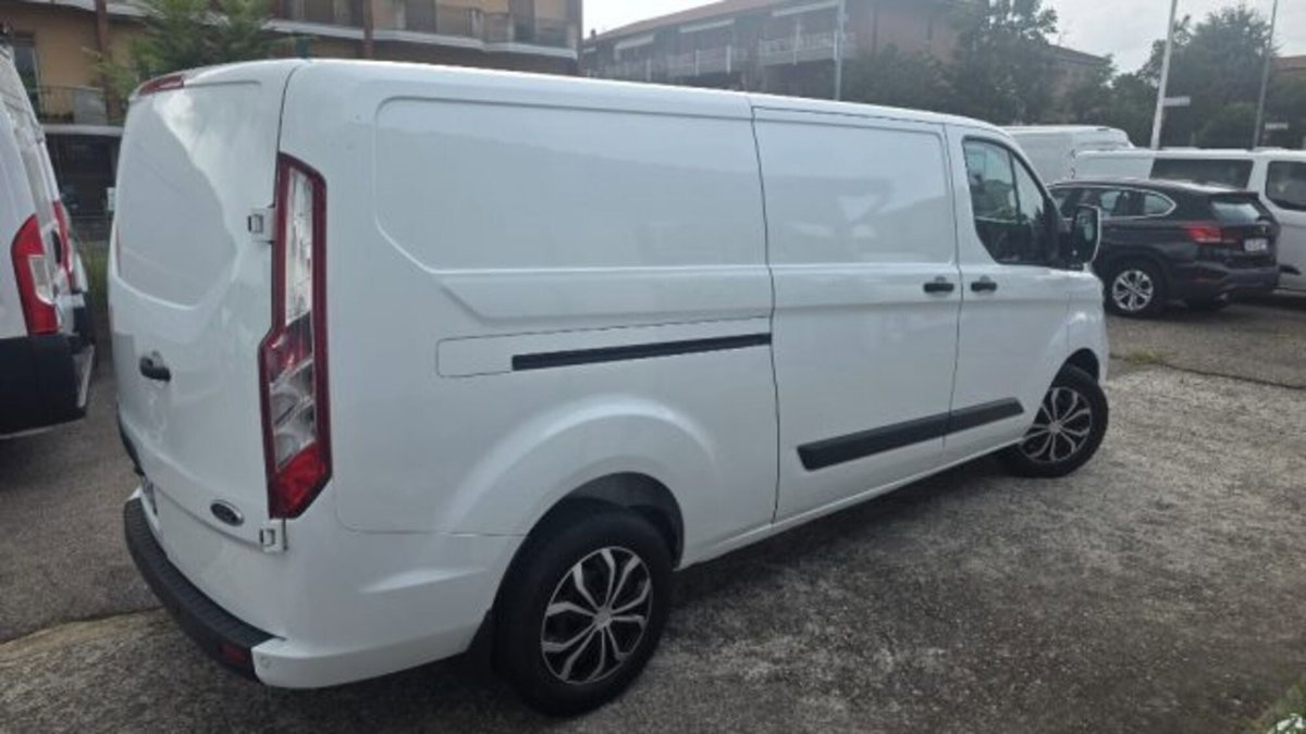 Ford Transit Custom Furgone 320 2.0 EcoBlue 130 PL Combi Trend (2)