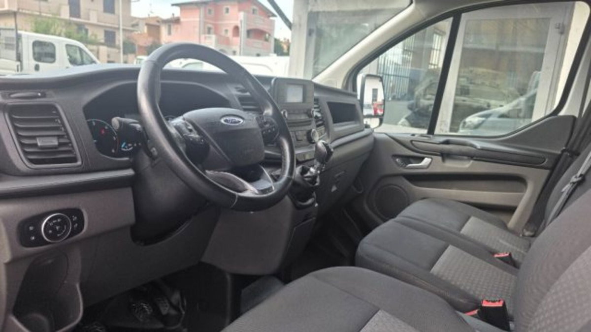 Ford Transit Custom Furgone 320 2.0 EcoBlue 130 PL Combi Trend (6)