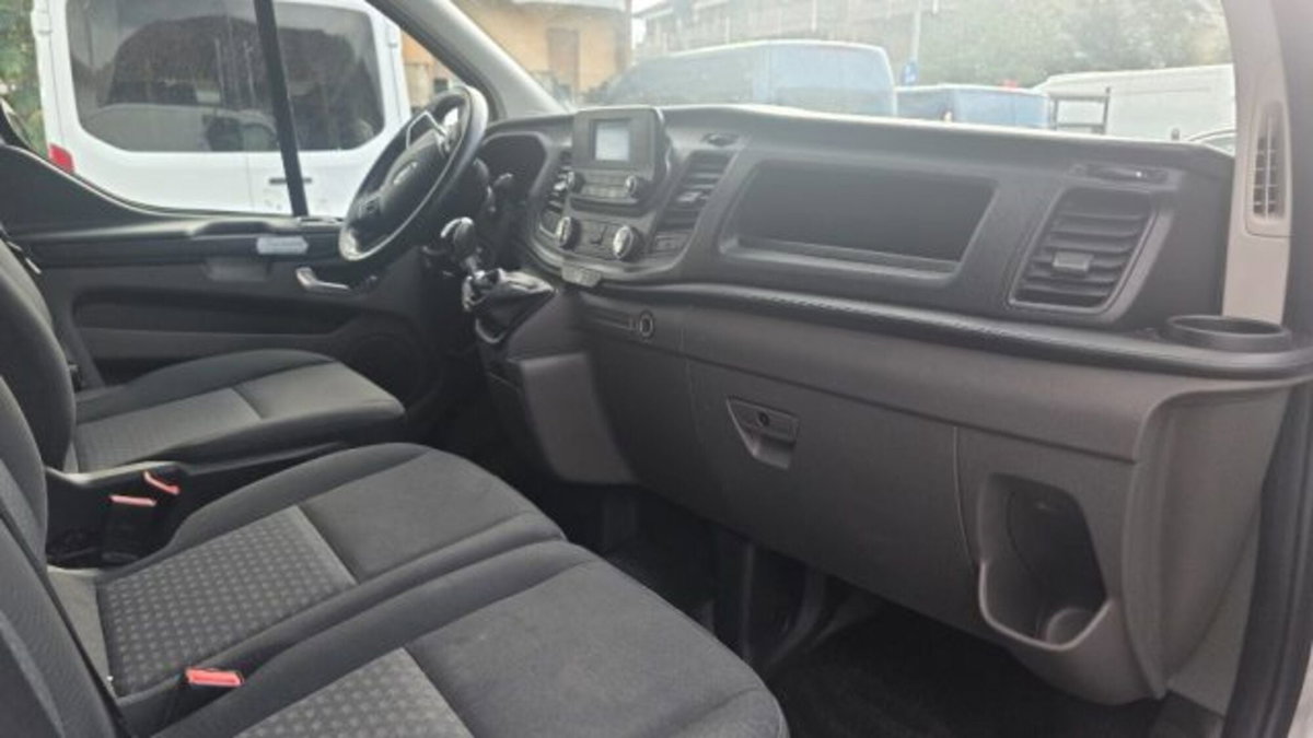 Ford Transit Custom Furgone 320 2.0 EcoBlue 130 PL Combi Trend (7)