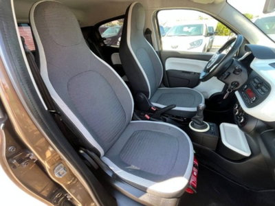Renault Twingo 1.0 SCe Stop&Start Energy (6)